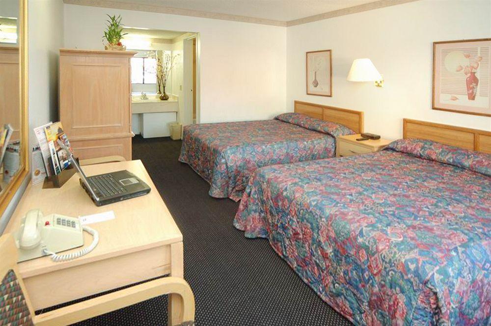 Econo Lodge Anaheim North Kültér fotó